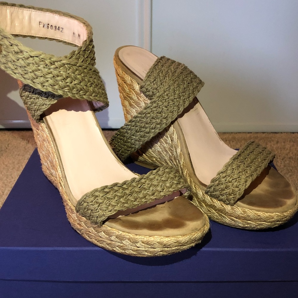 Stuart Weitzman Alex Swamp Crochet Wedges / size 9